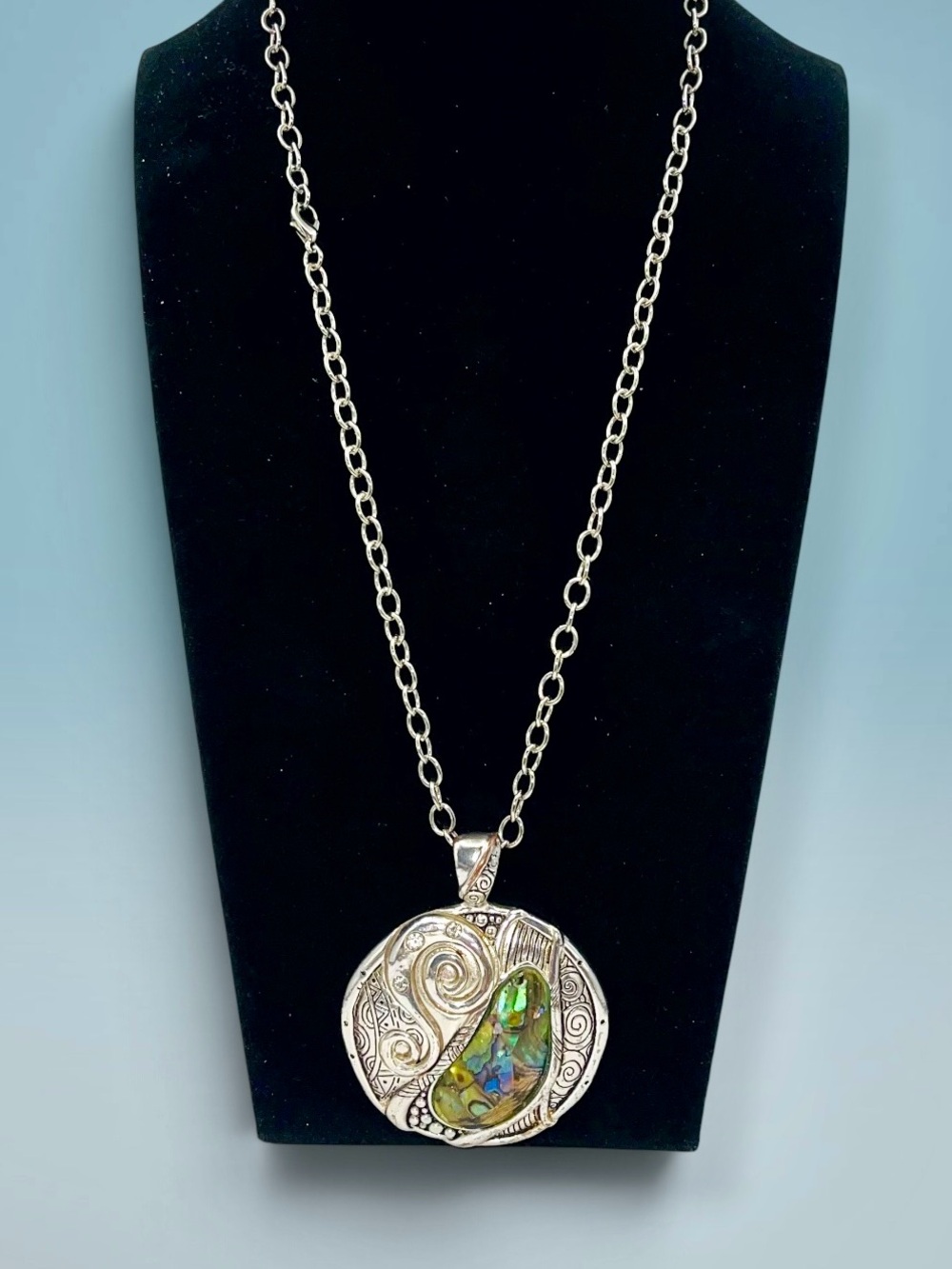 Vintage Boho Silver Tone Swirl Abalone Shell Statement Pendant Necklace